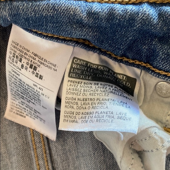 Levi’s  721 High Rise Skinny Jeans - Picture 3 of 9